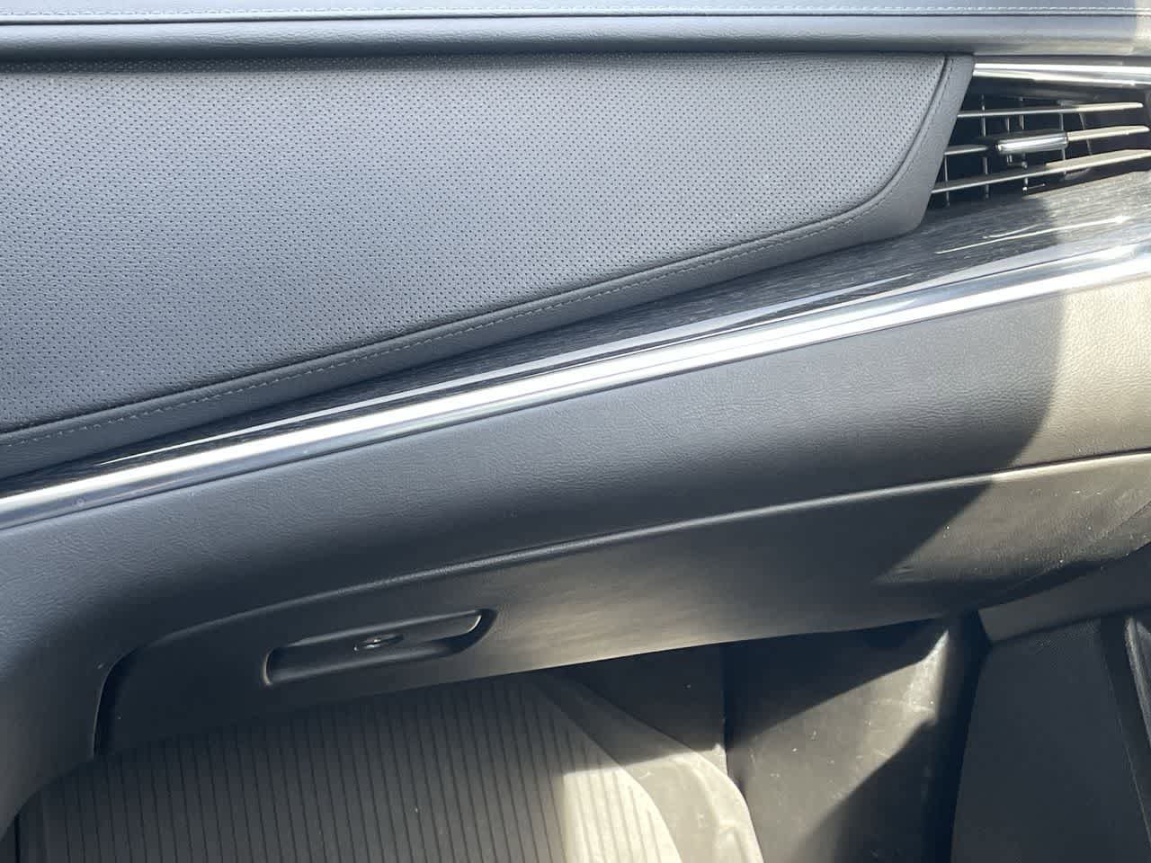 Used 2024 Cadillac XT5 Premium Luxury w/ LPO, Floor Liner Package FWD image 16