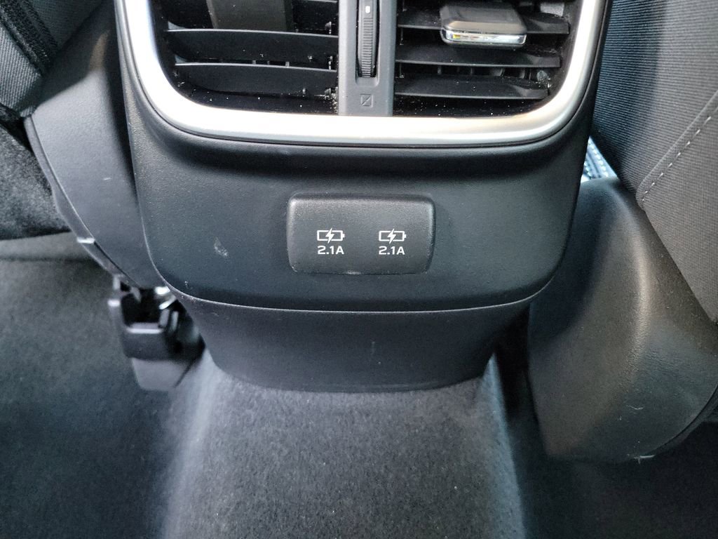 Used 2022 Subaru Outback Premium image 19