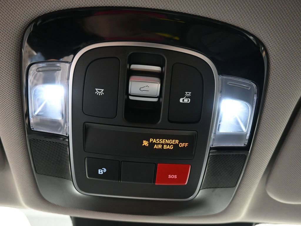 Used 2024 Hyundai Sonata Limited image 16