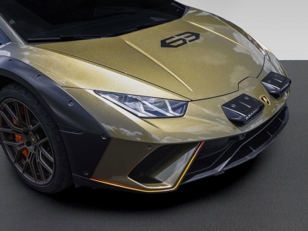 Used 2024 Lamborghini Huracan Sterrato AWD/4WD image 10