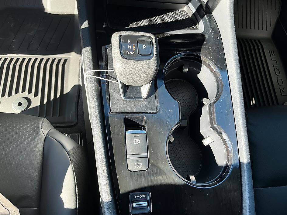 New 2026 Nissan Rogue SV image 14