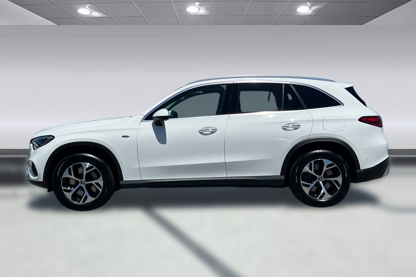 Certified 2025 Mercedes-Benz GLC 350e 4MATIC image 2