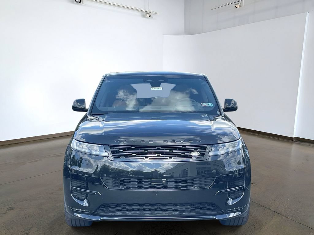 New 2026 Land Rover Range Rover Sport Dynamic SE AWD/4WD image 2
