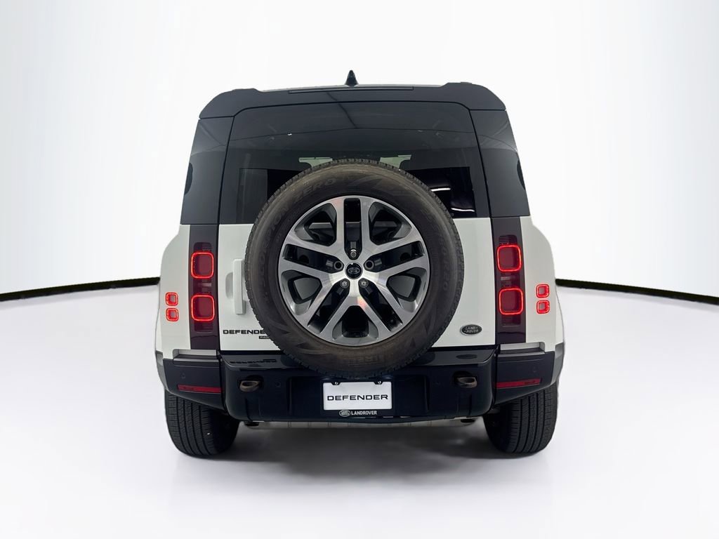 Certified 2022 Land Rover Defender 110 X-Dynamic SE AWD/4WD image 6