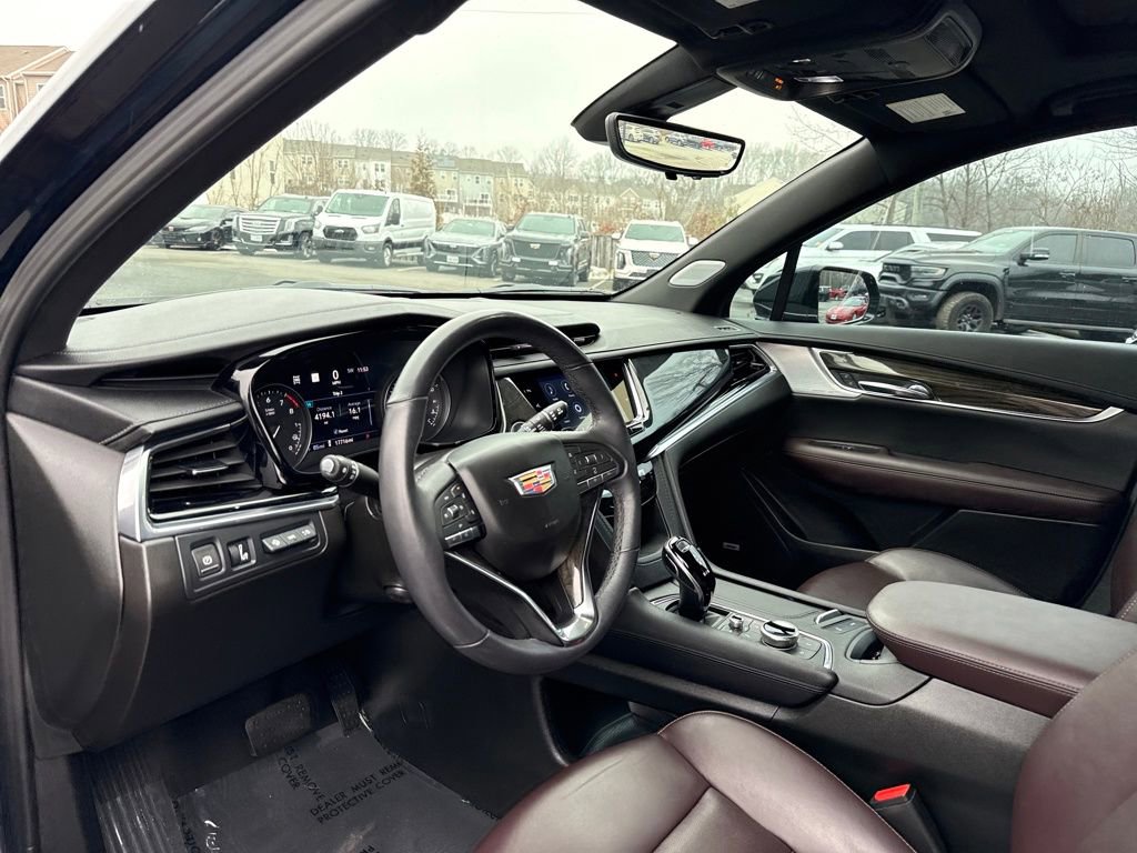 Certified 2024 Cadillac XT6 Premium Luxury w/ Technology Package image 4
