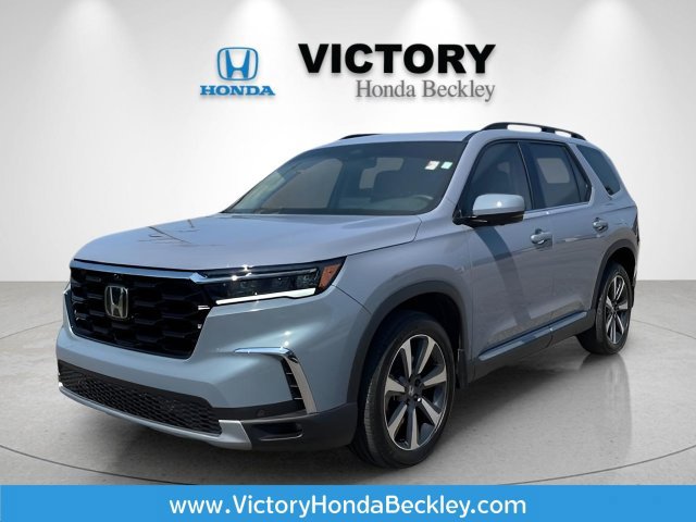 Used 2025 Honda Pilot Elite