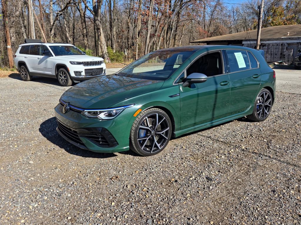 Used 2024 Volkswagen Golf R image 2