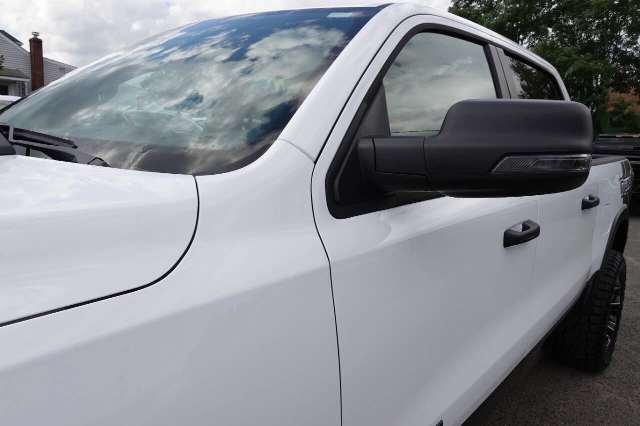 Used 2025 RAM 1500 Rebel image 7