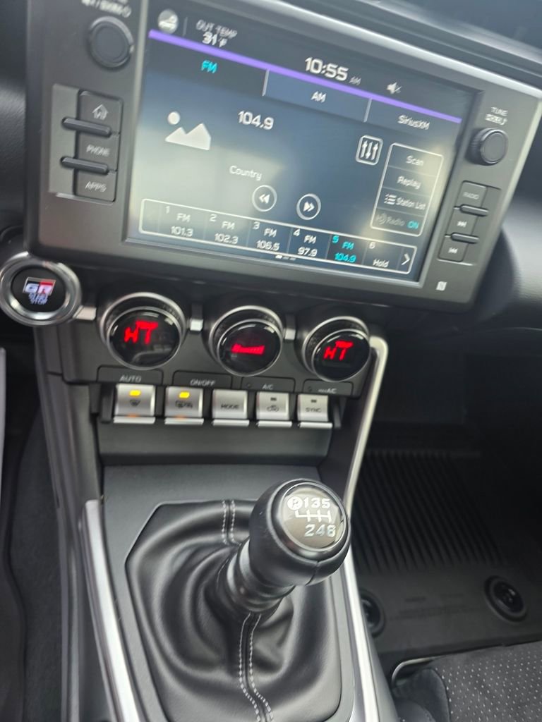 Used 2025 Toyota GR86 Premium w/ Performance Package image 15