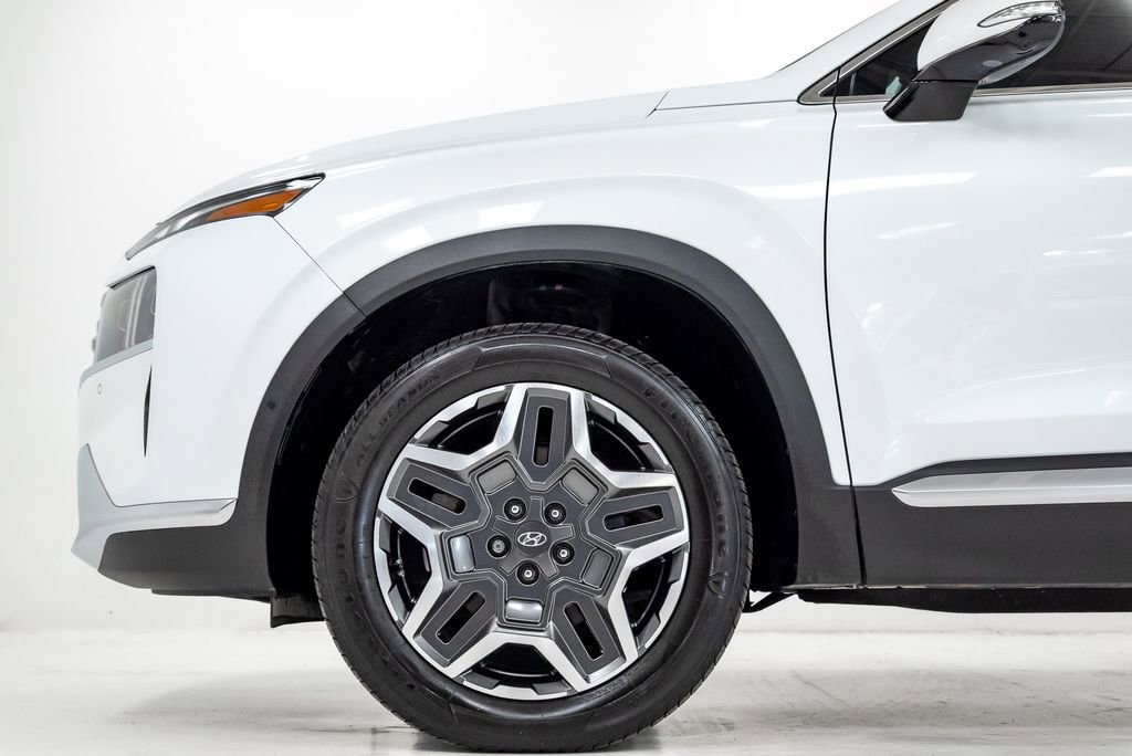 Used 2021 Hyundai Santa Fe Limited AWD/4WD image 33