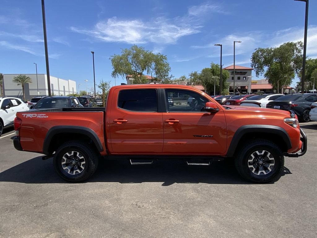 Used 2017 Toyota Tacoma TRD Off-Road w/ Tow Package RWD image 2
