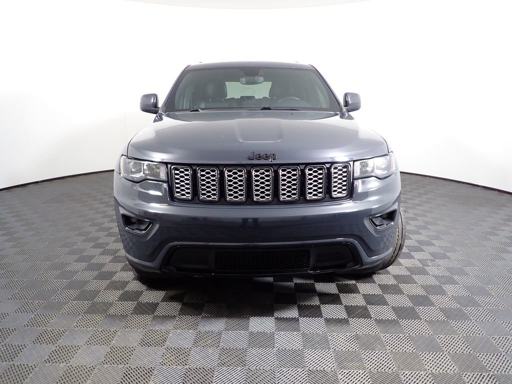 Used 2018 Jeep Grand Cherokee Altitude image 7