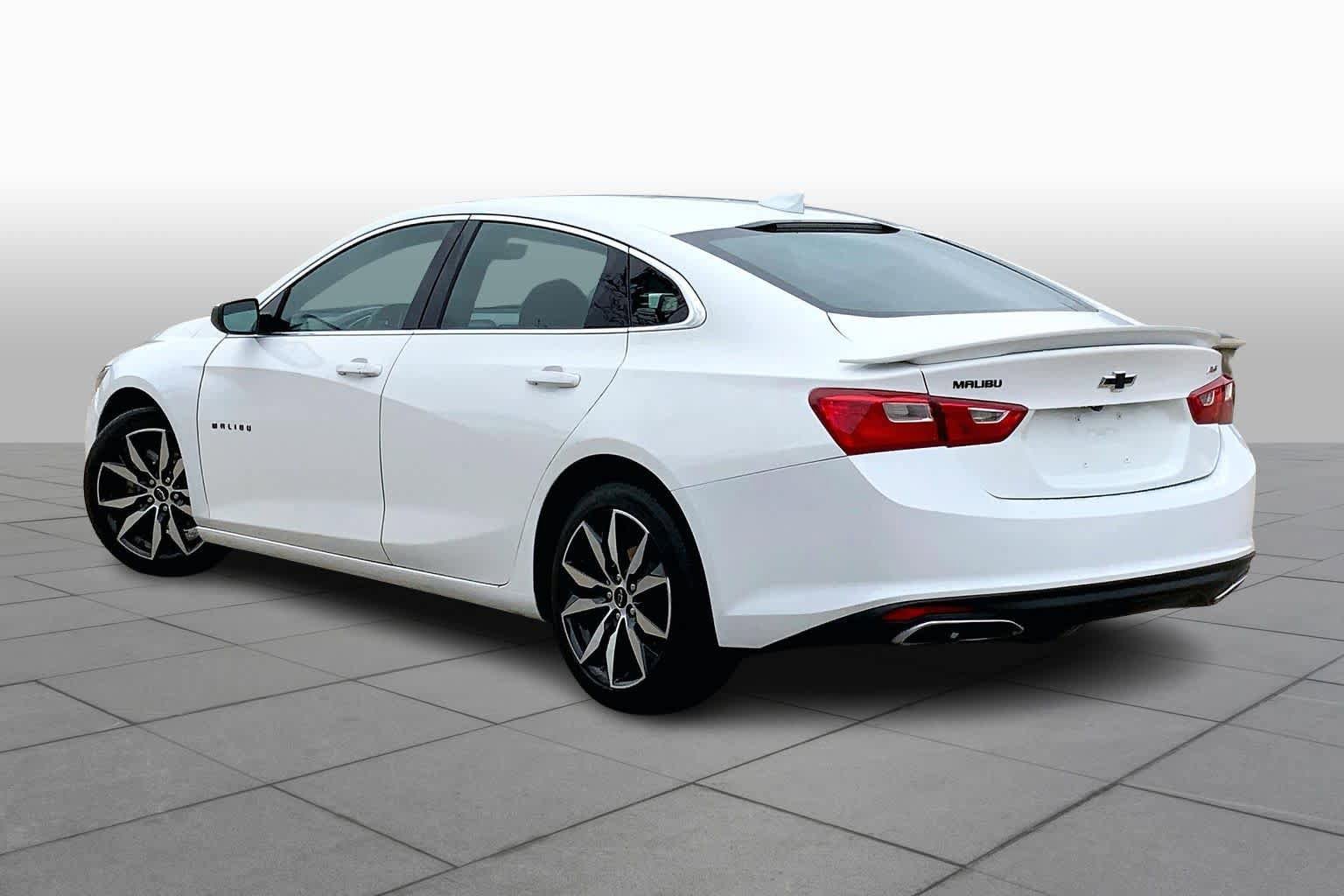 Used 2020 Chevrolet Malibu RS w/ LPO, Convenience Package 1 FWD image 11