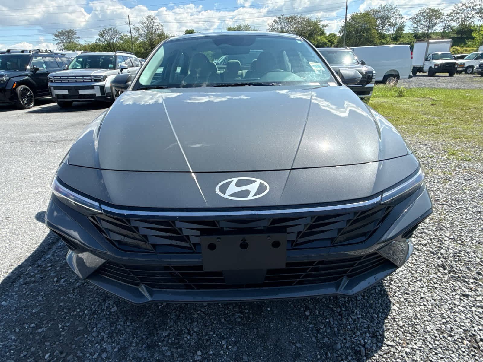 New 2026 Hyundai Elantra Limited FWD image 12