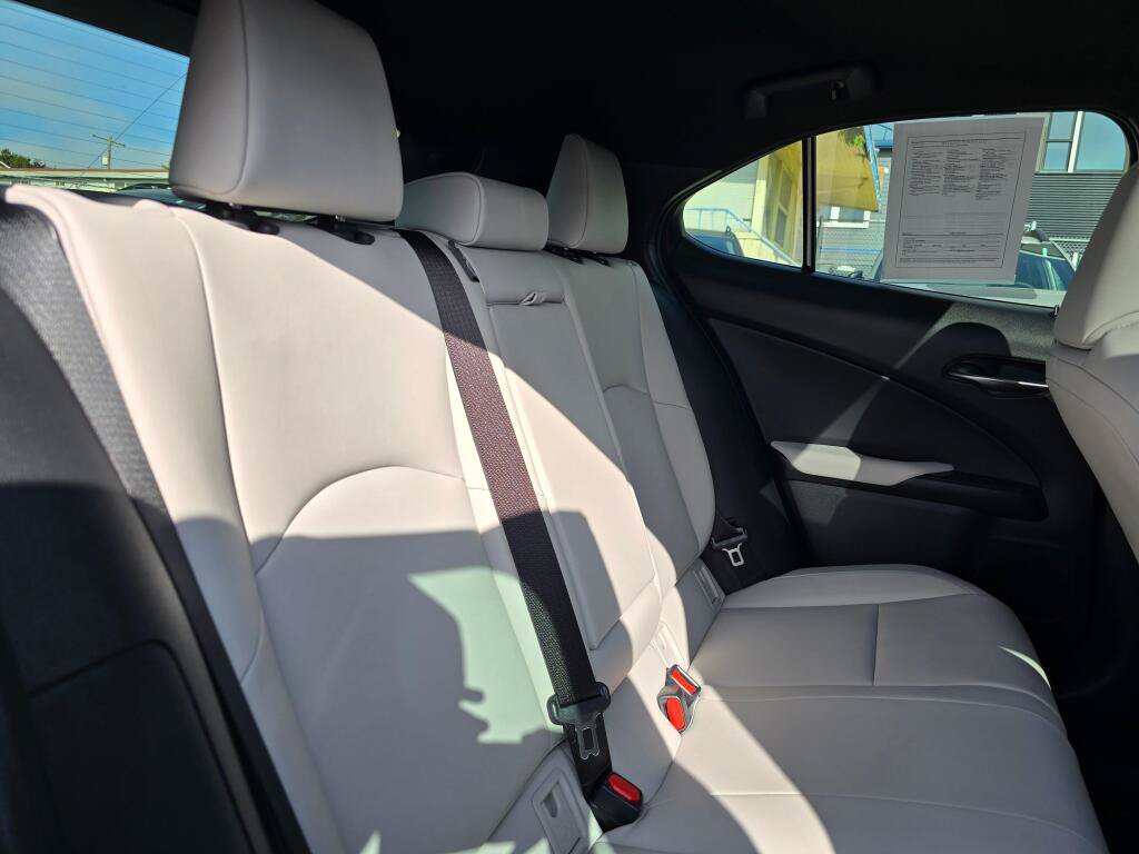 Used 2025 Lexus UX 300h AWD w/ Accessory Package (Z1) image 14