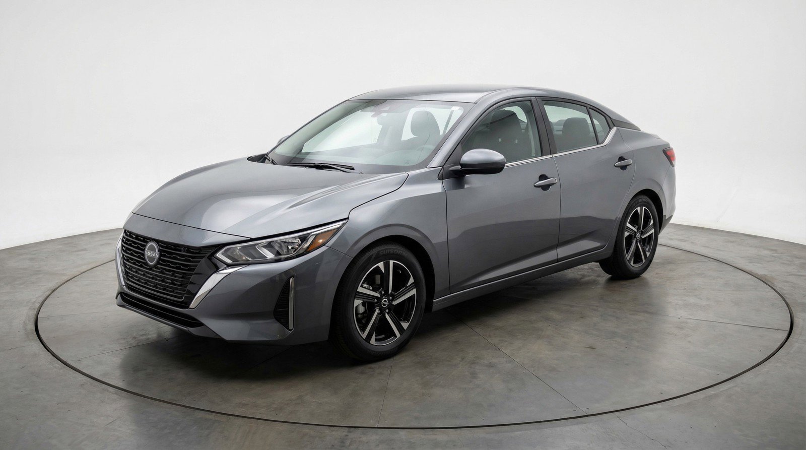 Used 2025 Nissan Sentra SV image 3