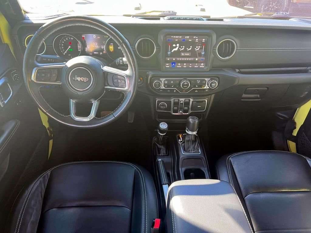 Used 2023 Jeep Wrangler Unlimited Sahara w/ Cold Weather Group image 13