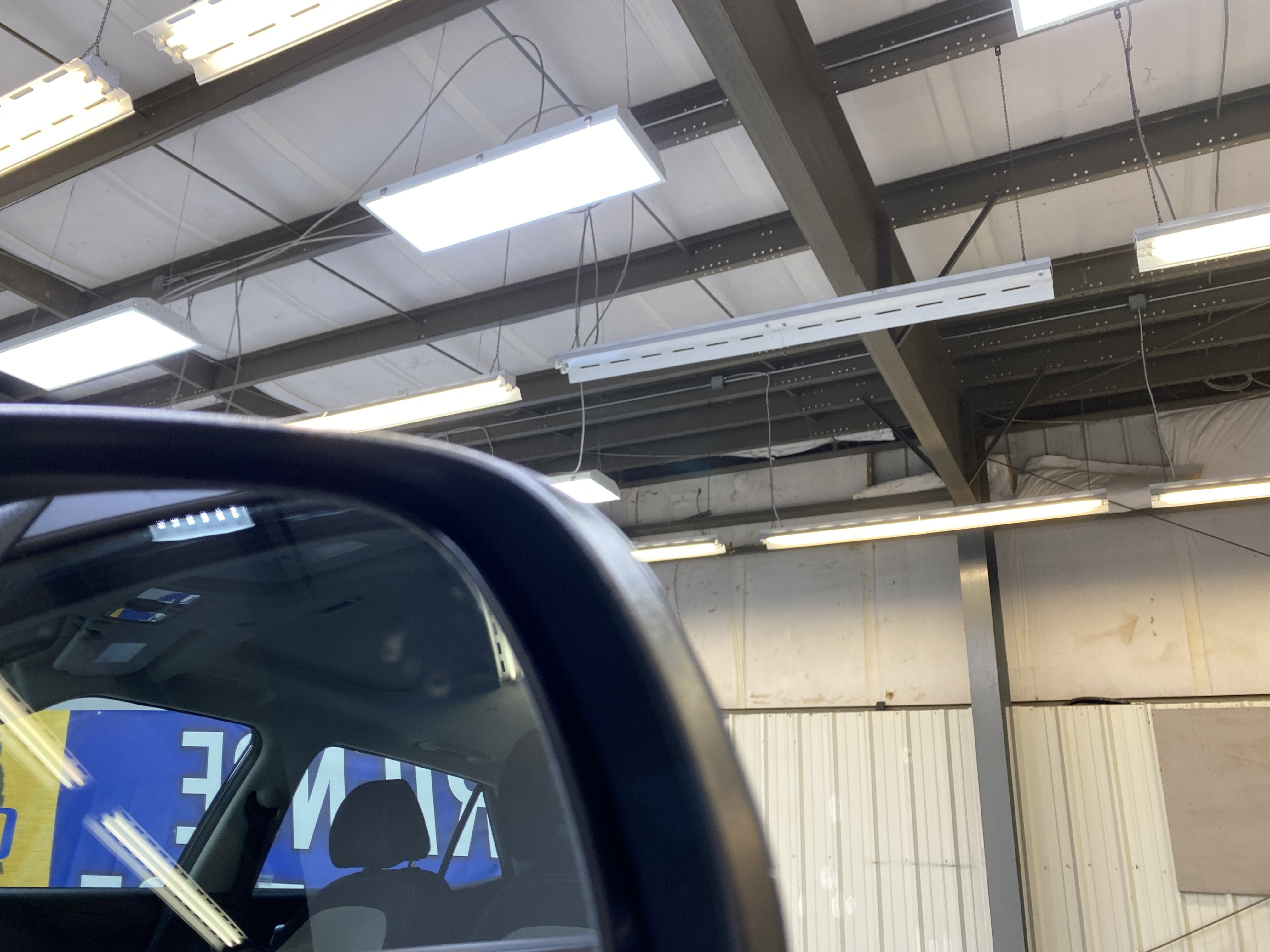 Used 2024 Hyundai Venue SEL image 15