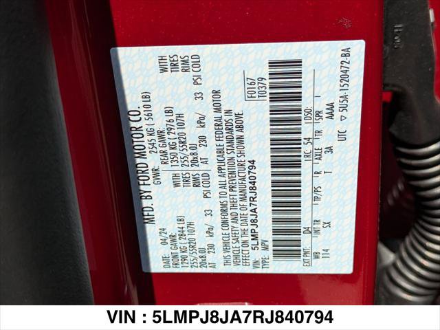 New 2024 Lincoln Nautilus Premier w/ Jet Appearance Package image 15