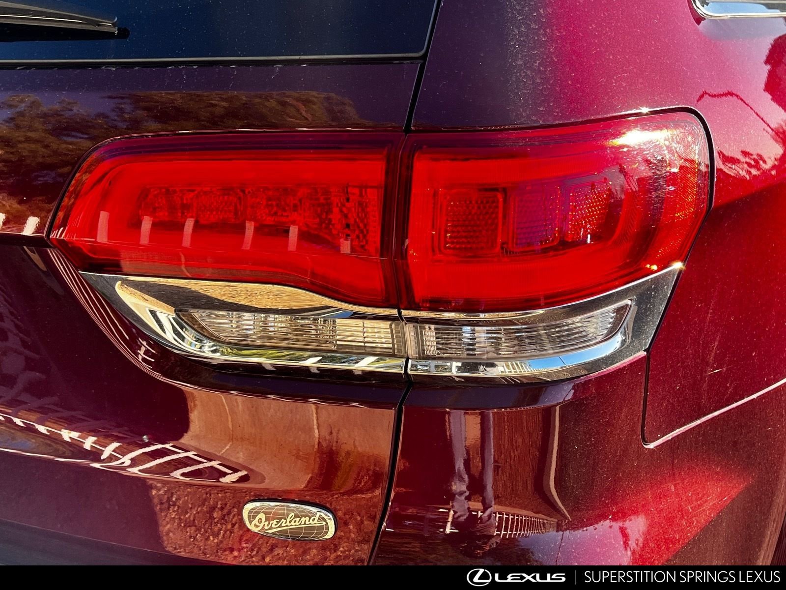 Used 2018 Jeep Grand Cherokee Overland image 12