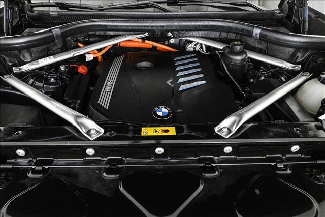 Used 2022 BMW X5 xDrive45e image 24