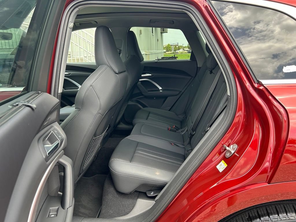 Certified 2025 Audi Q5 Prestige AWD/4WD image 44