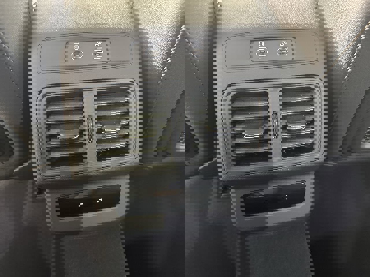 Used 2025 Audi Q5 Premium Plus w/ Premium Plus image 19