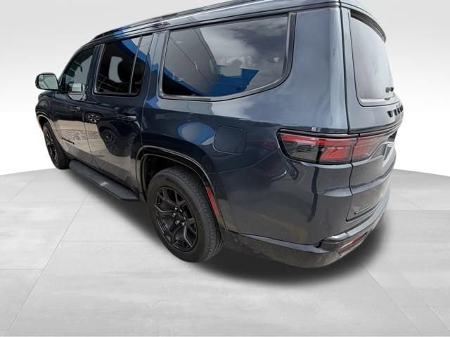 Used 2023 Jeep Wagoneer Series II w/ Convenience Group I AWD/4WD image 10