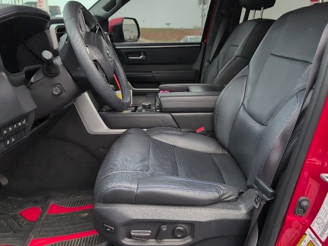 Used 2024 Toyota Sequoia Platinum image 8