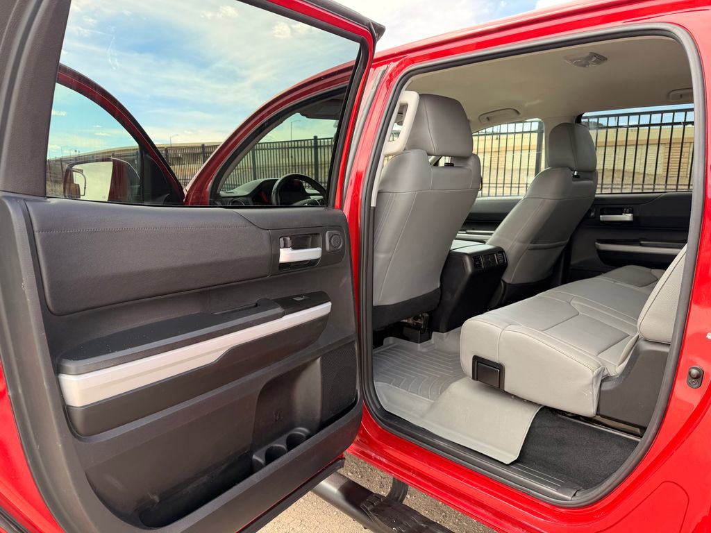 Used 2021 Toyota Tundra SR5 w/ SR5 Leather Package AWD/4WD image 9