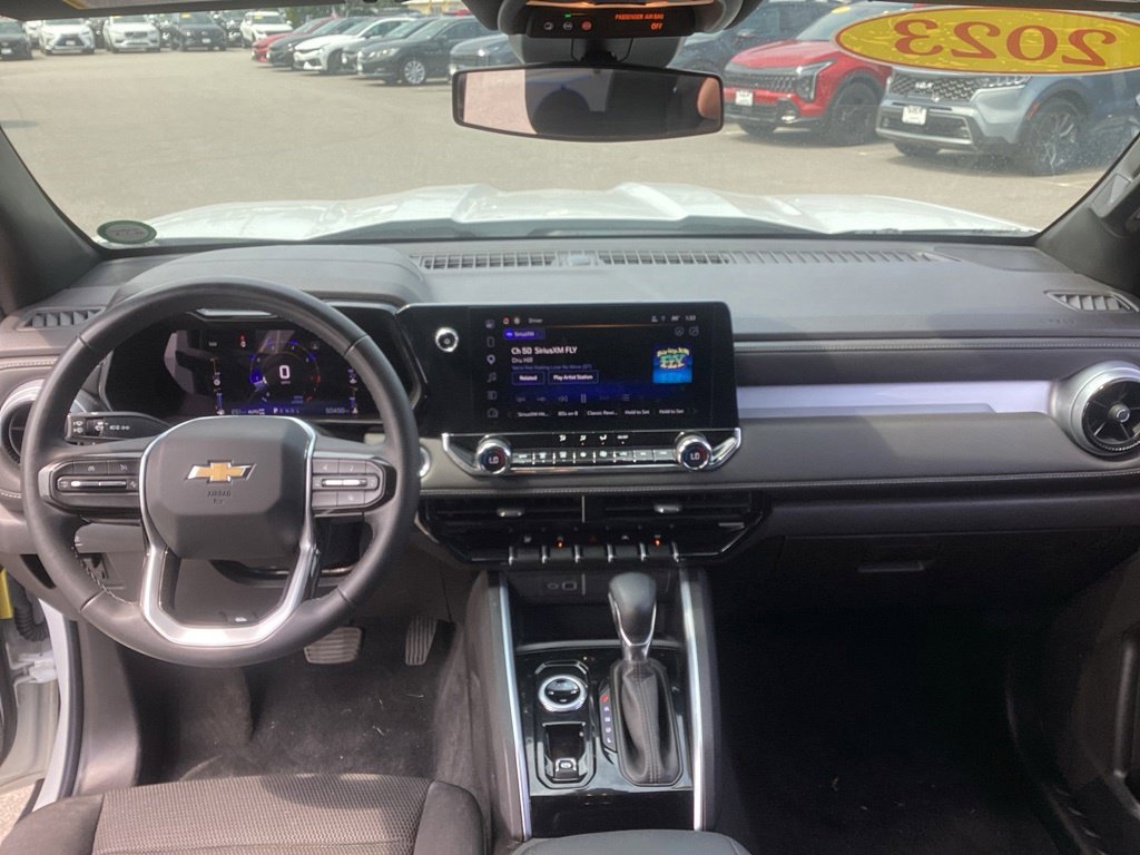 Used 2023 Chevrolet Colorado LT w/ LT Convenience Package AWD/4WD image 16