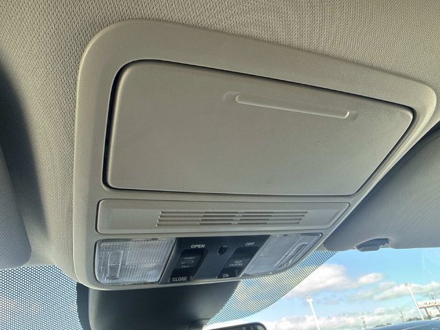 Used 2025 Honda Odyssey EX-L image 27