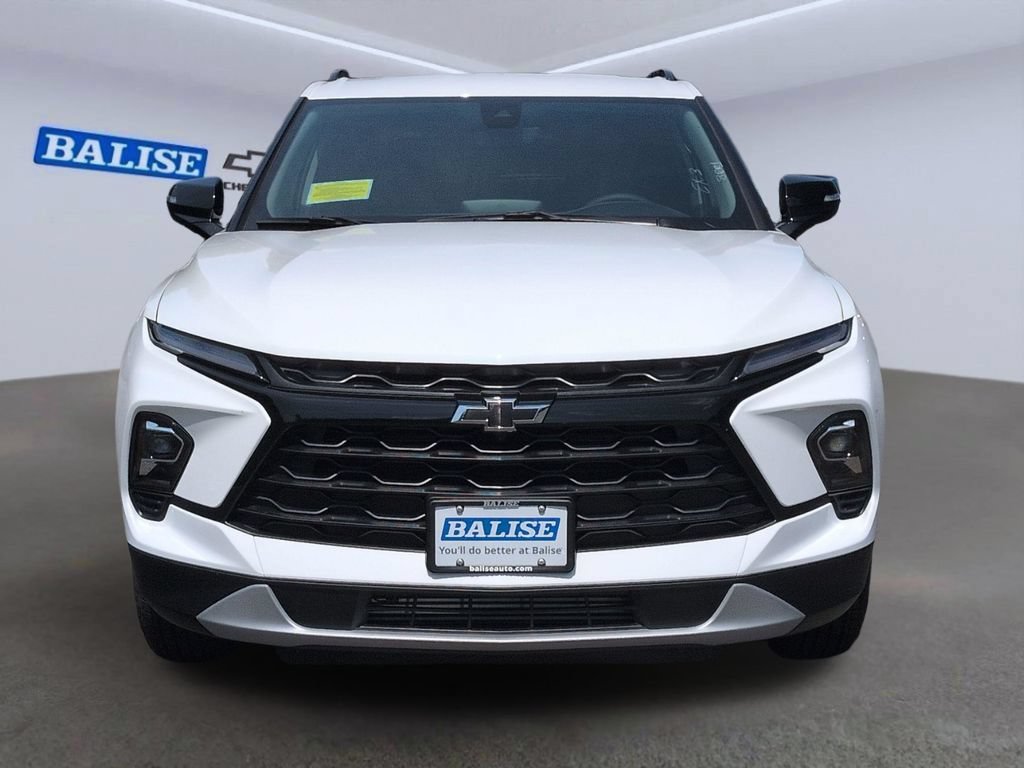 New 2026 Chevrolet Blazer LT w/ Sound & Technology Package AWD/4WD image 8