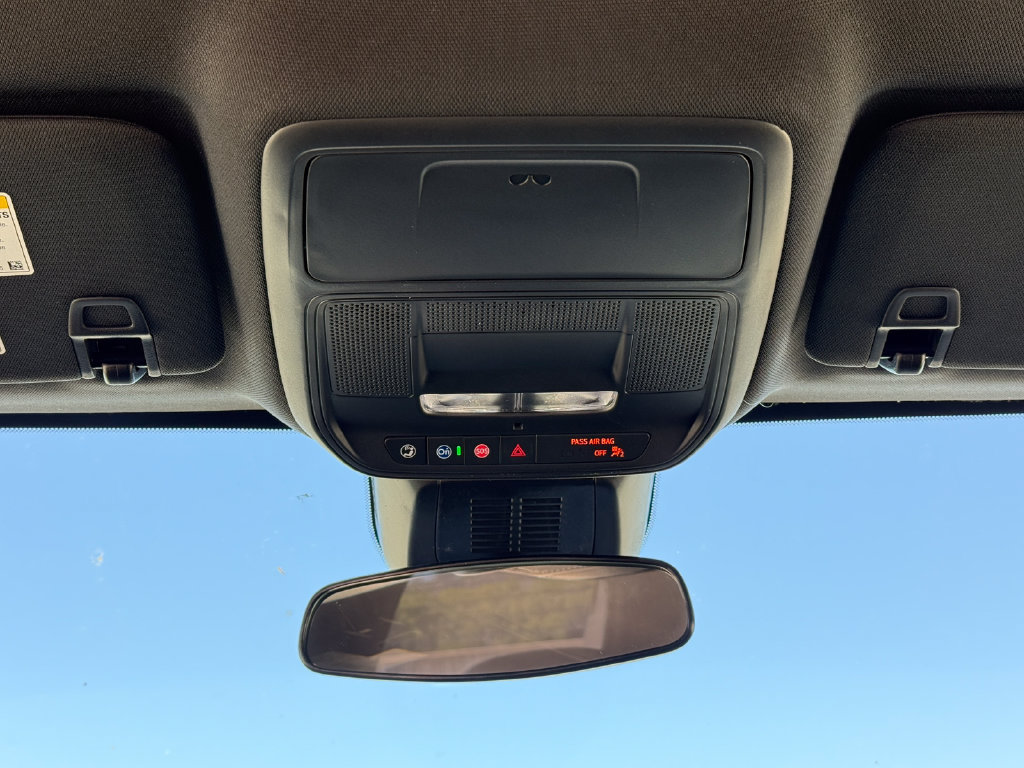 New 2027 Chevrolet Equinox LT w/ Convenience Package II FWD image 13