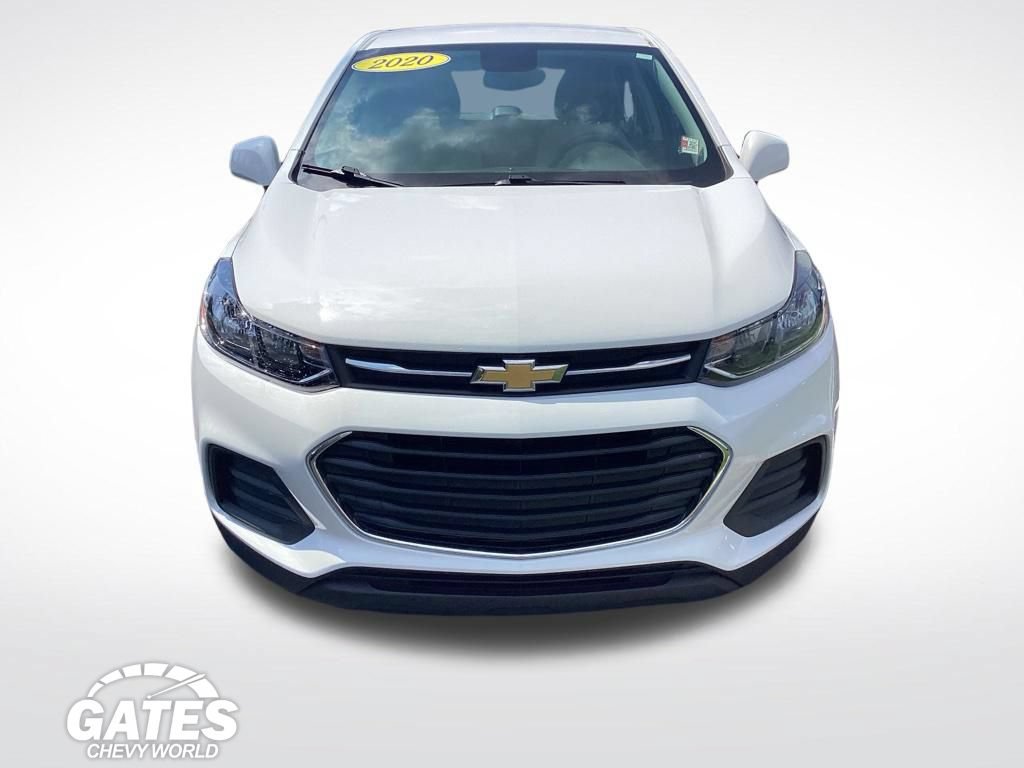 Used 2020 Chevrolet Trax LS FWD image 2