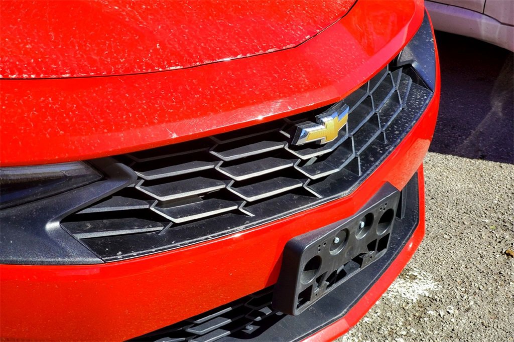 Used 2023 Chevrolet Camaro LT image 3