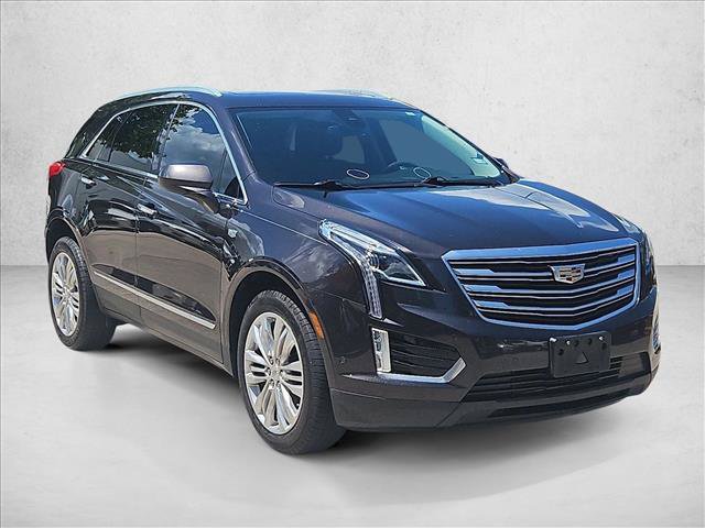 Used 2018 Cadillac XT5 Premium Luxury w/ Driver Assist Package AWD/4WD image 3