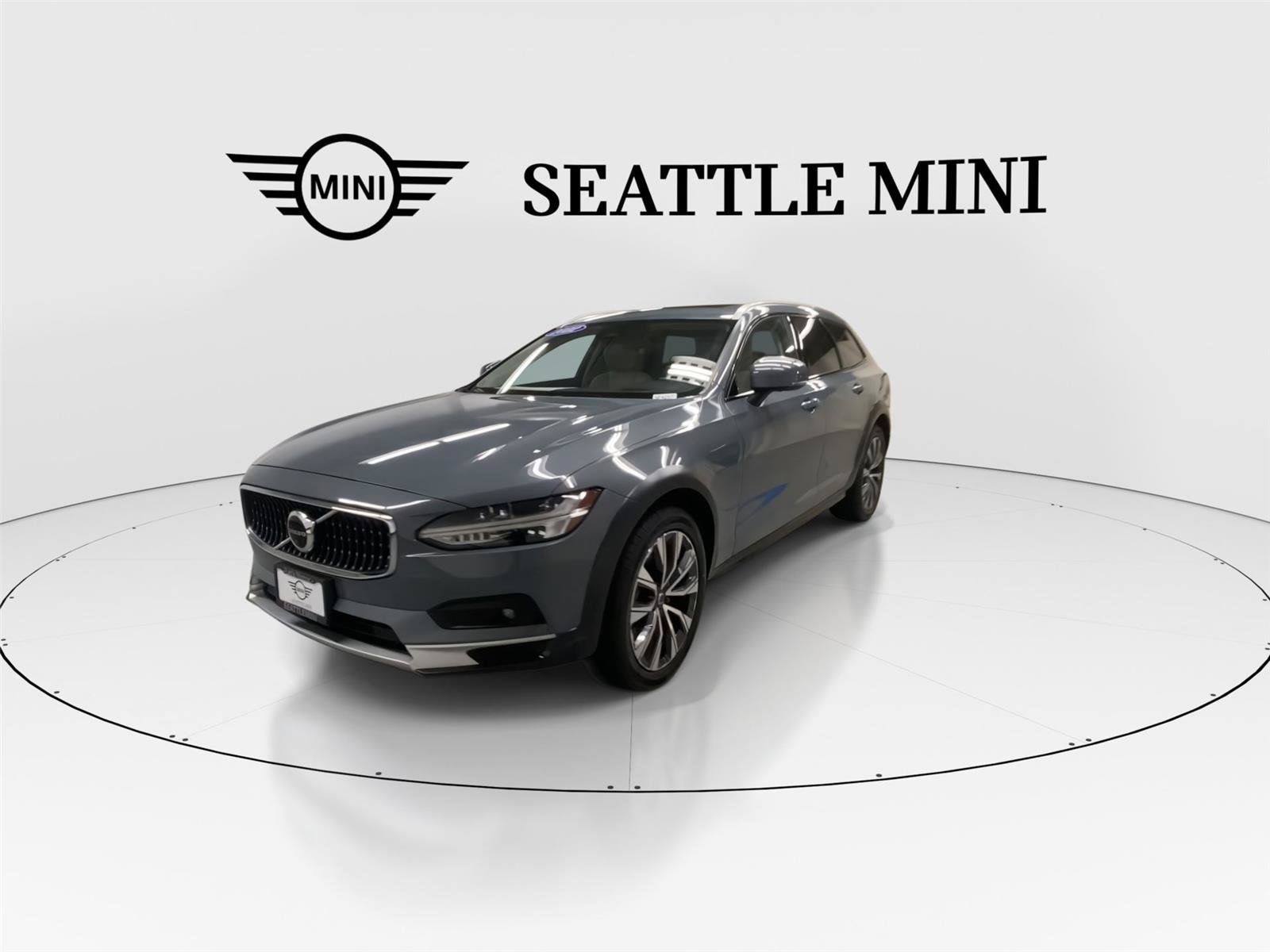 Used 2022 Volvo V90 B6 Cross Country w/ Advanced Package AWD/4WD image 4