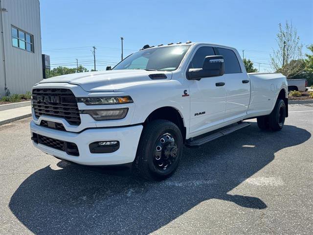 Used 2025 RAM 3500 Big Horn image 7