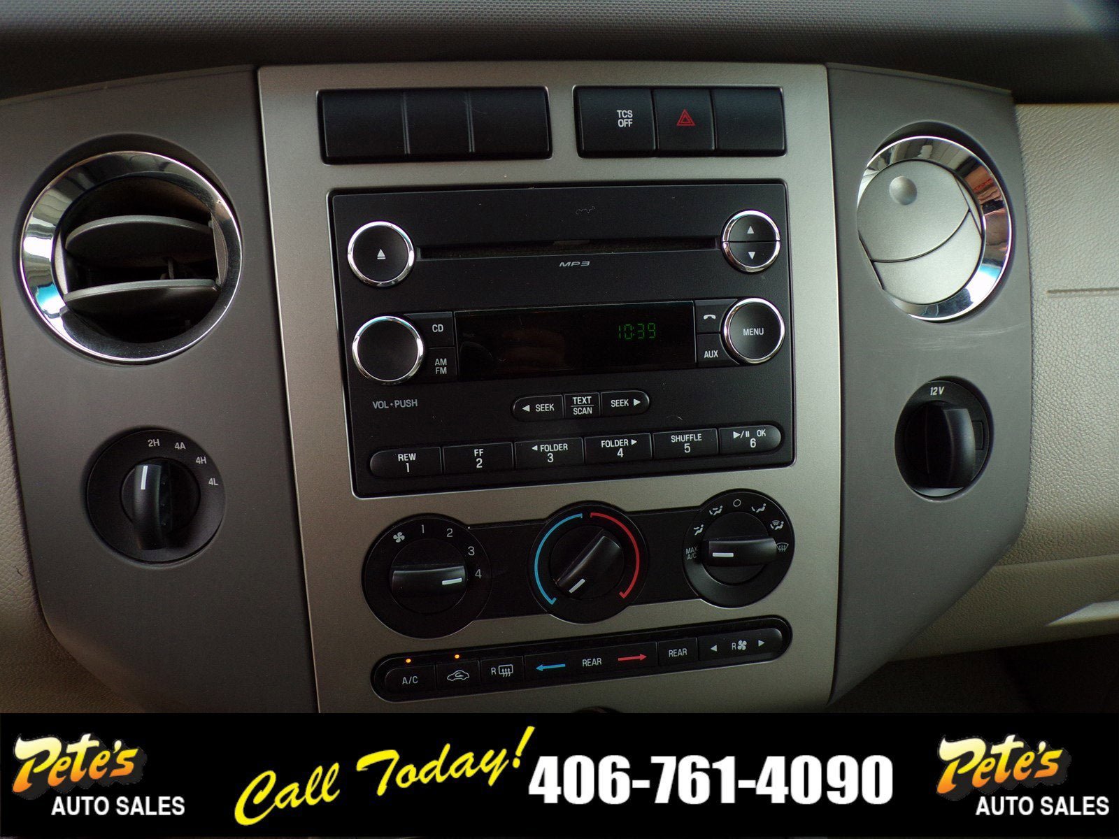 Used 2014 Ford Expedition XL AWD/4WD image 25