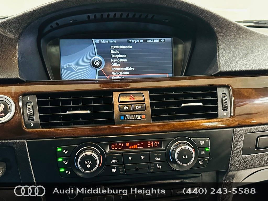 Used 2011 BMW 328i xDrive Sedan image 14