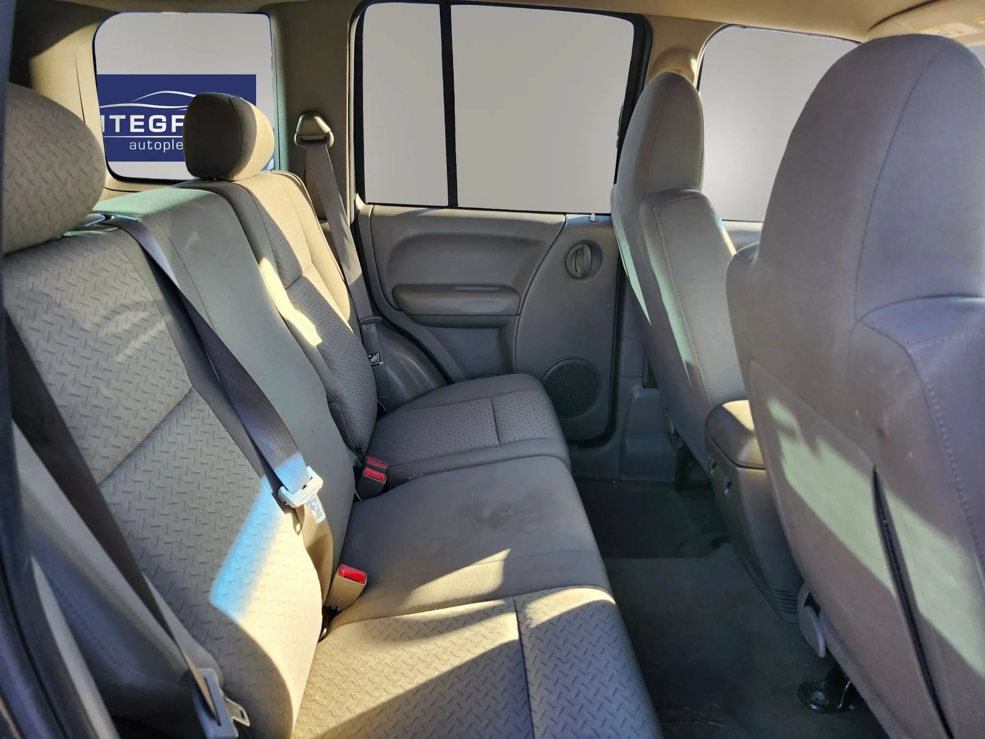 Used 2005 Jeep Liberty Renegade AWD/4WD image 22