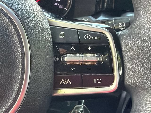 Used 2023 Kia Sorento LX FWD image 25