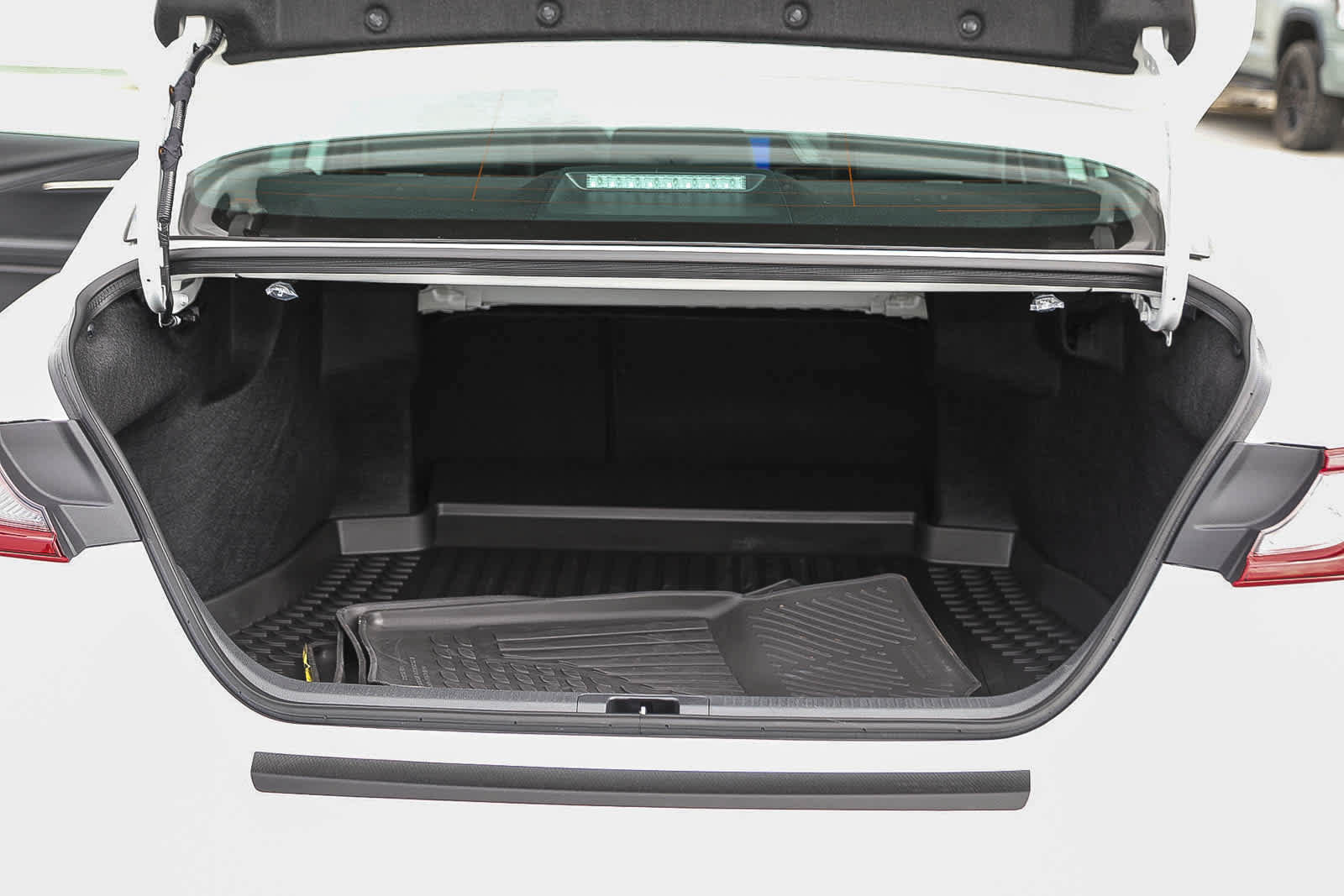 Certified 2026 Toyota Camry XSE FWD image 25
