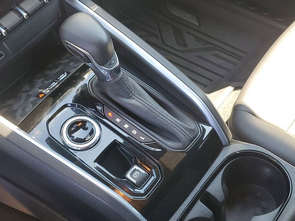 Used 2023 Chevrolet Colorado LT w/ LT Convenience Package III image 22