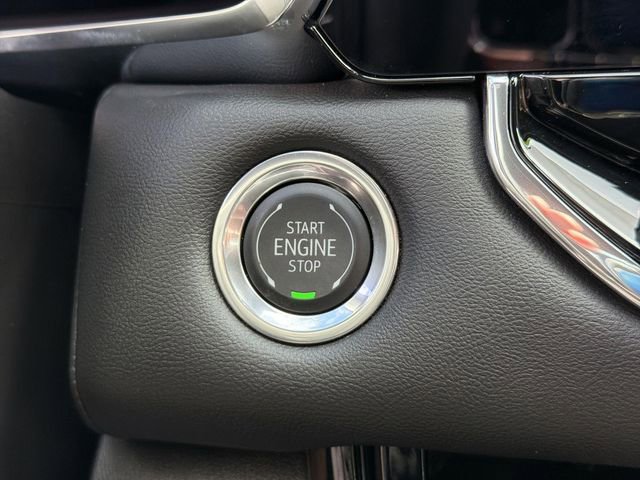 Used 2025 GMC Canyon Elevation w/ Technology Package RWD image 11