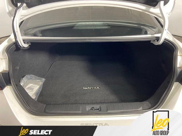 Used 2025 Nissan Sentra SR FWD image 22