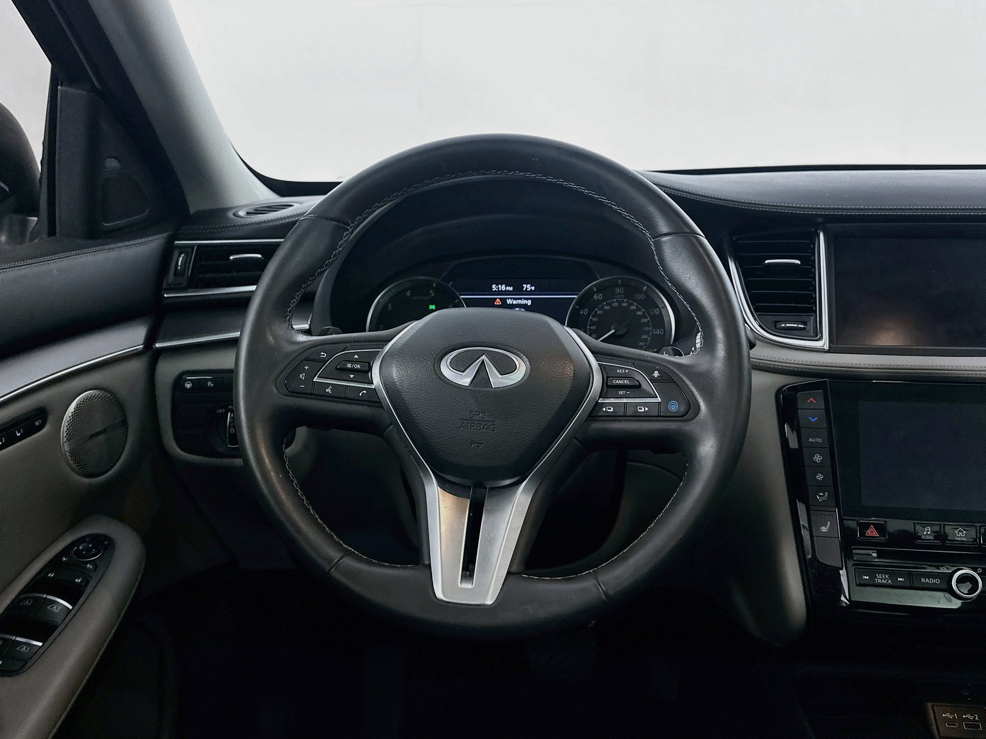 Used 2023 INFINITI QX50 Luxe FWD image 17