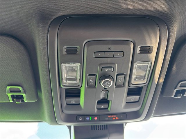 Used 2023 Chevrolet Tahoe High Country image 33