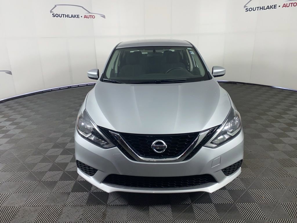 Used 2016 Nissan Sentra S image 2